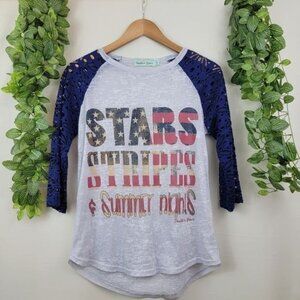 Southern Grace Stars Stripes Patriotic USA Red White Blue Top Lace Sleeve Small